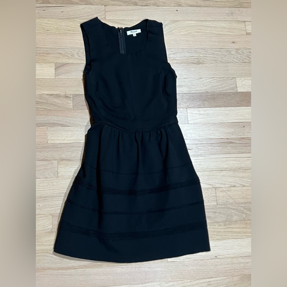 Madewell Black Stretch Side Pockets Fit & Flare A-line Dress XS